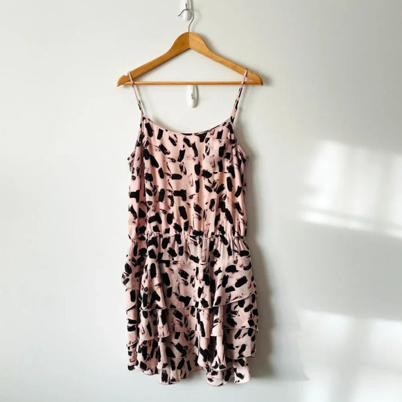 Banana Republic Print Ruffle Dress Pink  Blush Size Medium - Picture 4 of 8